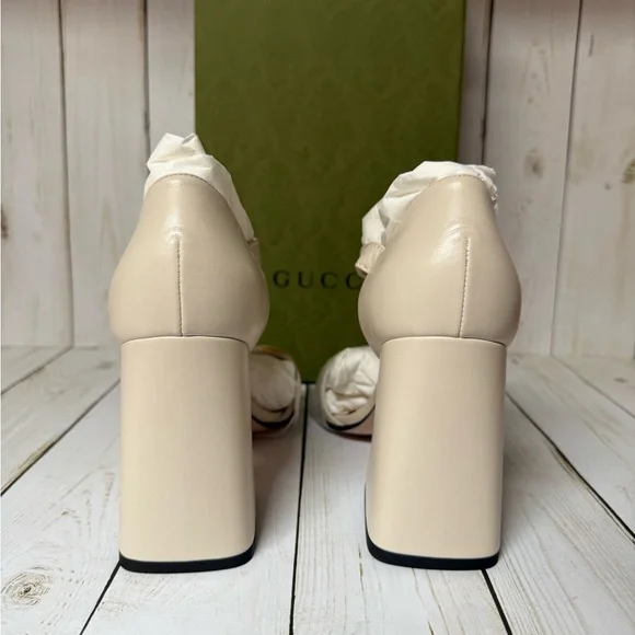 Gucci Nappa Horsebit Cross Strap Sandals Mystic White Sz 40.5 / 10.5 - Picture 11 of 14